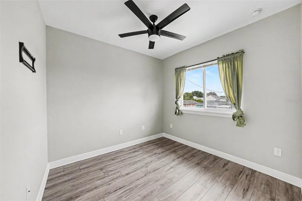 2619 W ST CONRAD Tampa, FL 33607