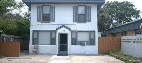 108 MURRAY WAY #1