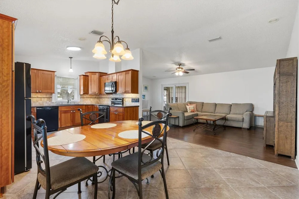 1534 HILLCREST DRIVE Lady Lake, FL 32159