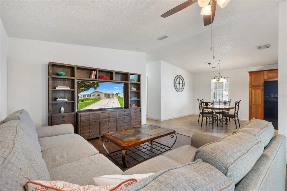 1534 HILLCREST DRIVE Lady Lake, FL 32159