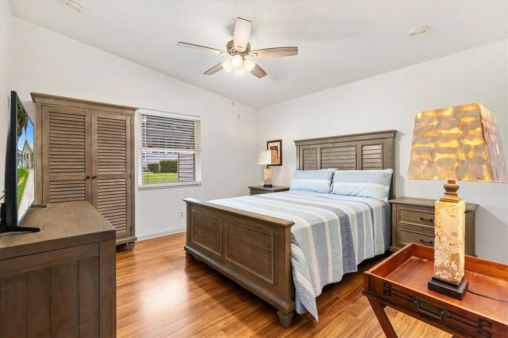 1534 HILLCREST DRIVE Lady Lake, FL 32159