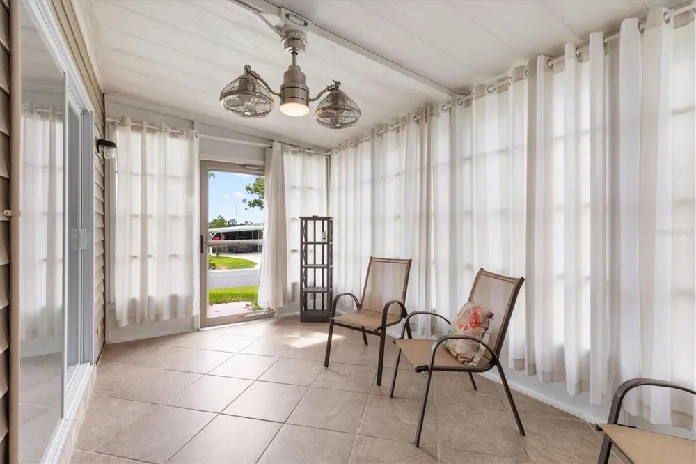 1534 HILLCREST DRIVE Lady Lake, FL 32159