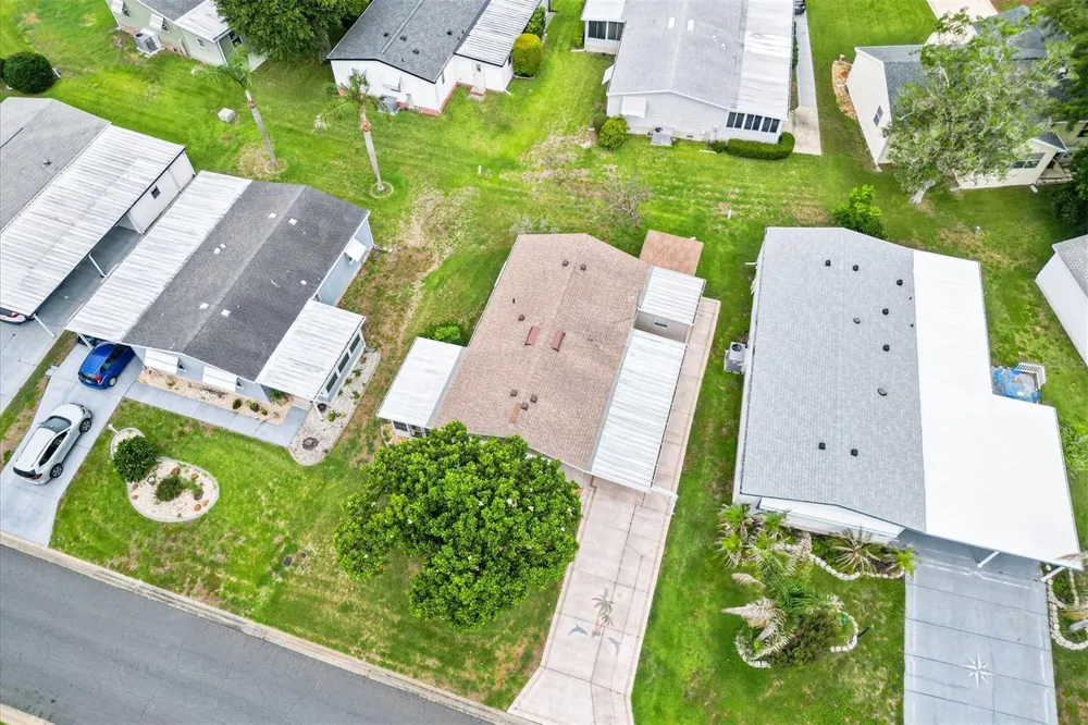 1534 HILLCREST DRIVE Lady Lake, FL 32159