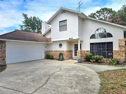 8433 COMMANDER COVE