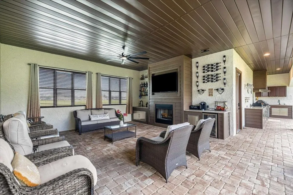 1866 NW 79TH LOOP ocala, FL 34475