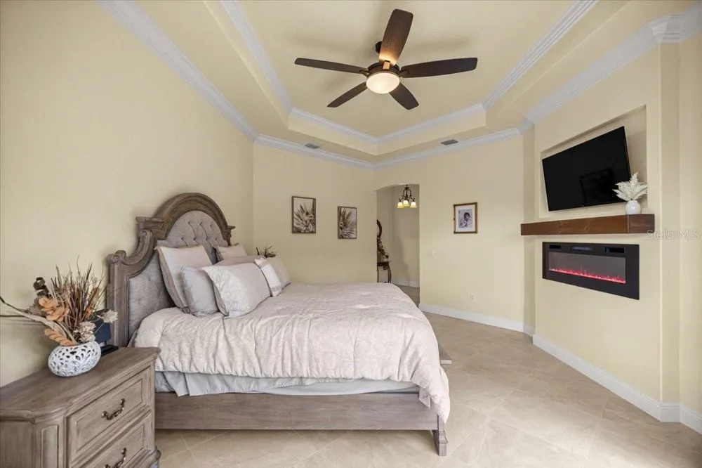 1866 NW 79TH LOOP ocala, FL 34475