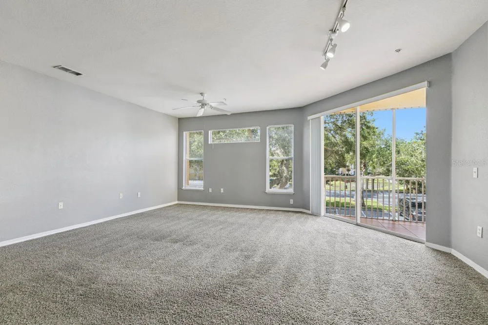 1440 LAKE SHADOW CIRCLE #8201 Maitland, FL 32751
