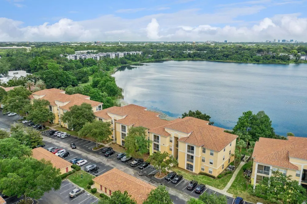 1440 LAKE SHADOW CIRCLE #8201 Maitland, FL 32751