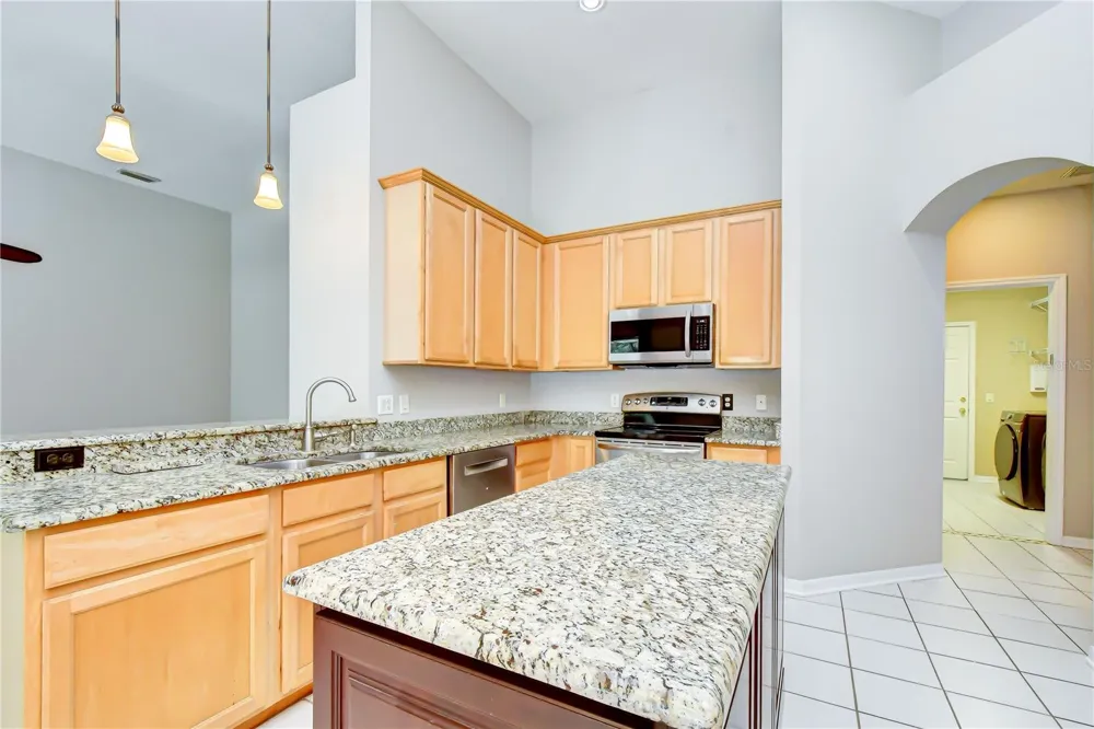 3512 CORDGRASS DRIVE Valrico, FL 33596