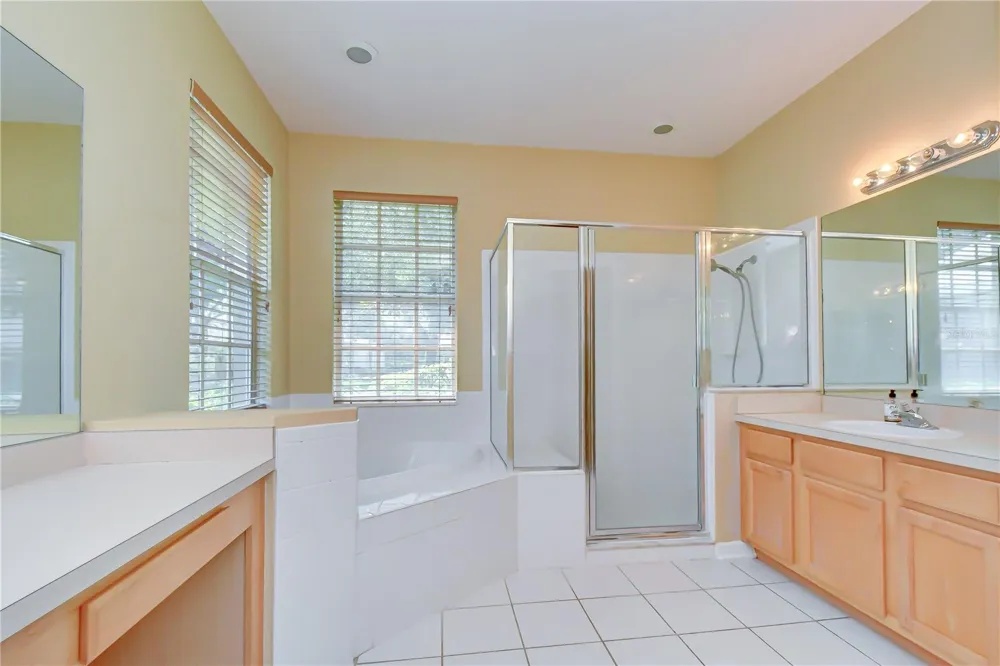 3512 CORDGRASS DRIVE Valrico, FL 33596