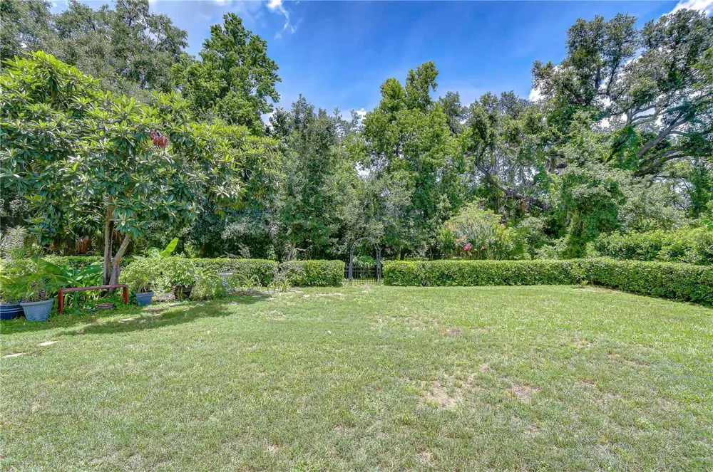 3512 CORDGRASS DRIVE Valrico, FL 33596