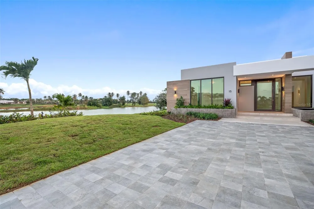 15 THE ISLES AT DORADO BEACH Dorado, PR 00646
