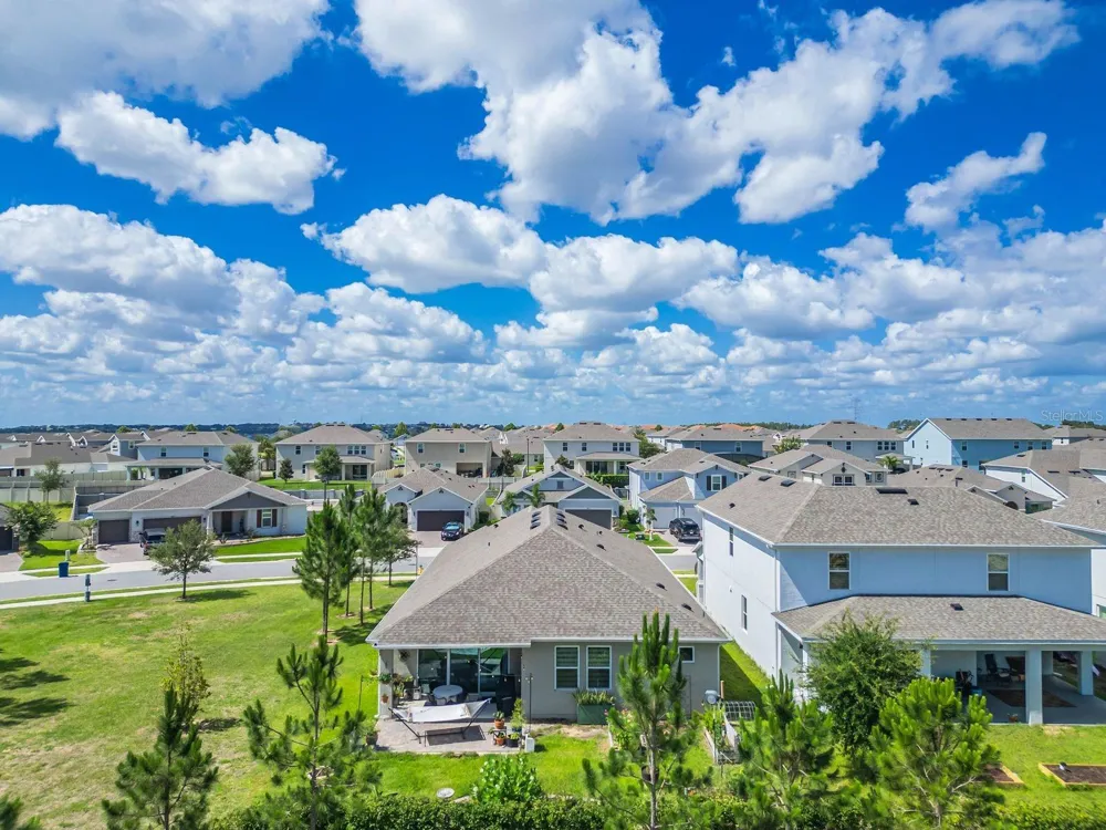 864 VINEYARD RIDGE ROAD Minneola, FL 34715