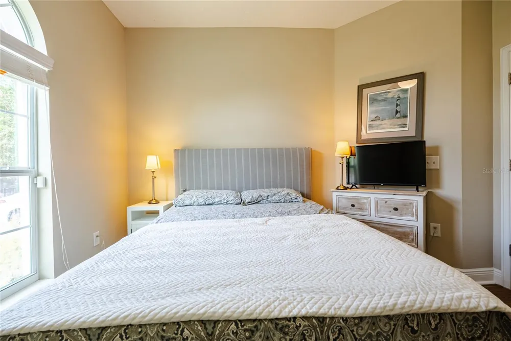1908 W NASSAU STREET Tampa, FL 33607