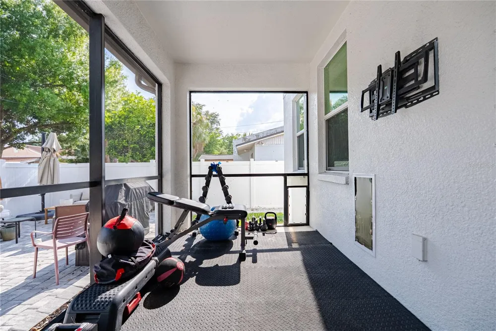 1908 W NASSAU STREET Tampa, FL 33607