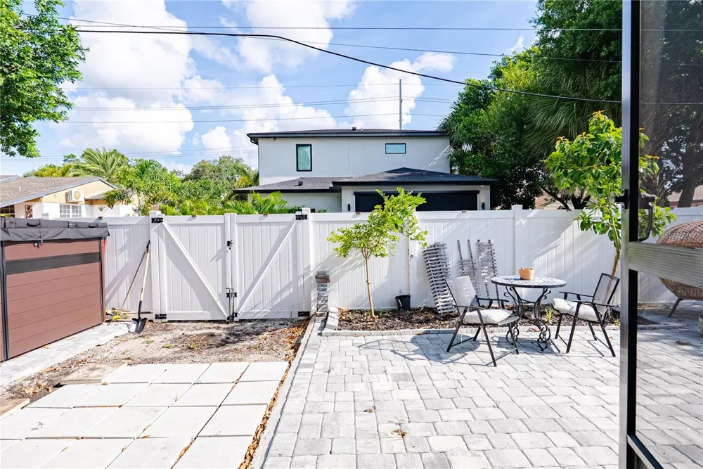 1908 W NASSAU STREET Tampa, FL 33607