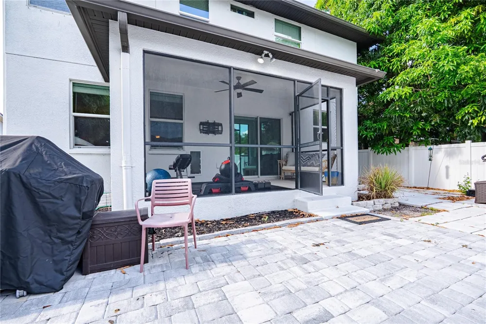 1908 W NASSAU STREET Tampa, FL 33607