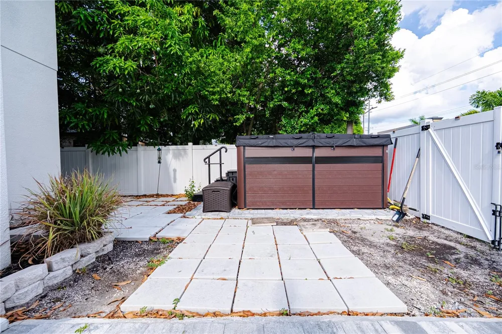1908 W NASSAU STREET Tampa, FL 33607