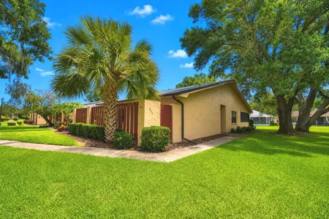 645 BROADMOOR CIRCLE #645