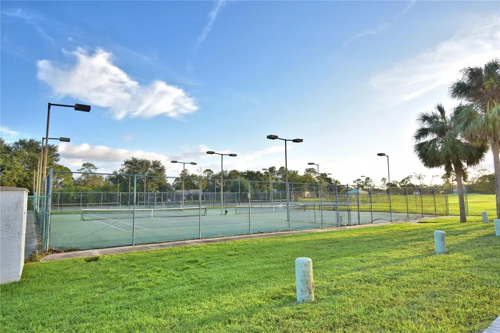 645 BROADMOOR CIRCLE #645 Winter Haven, FL 33884