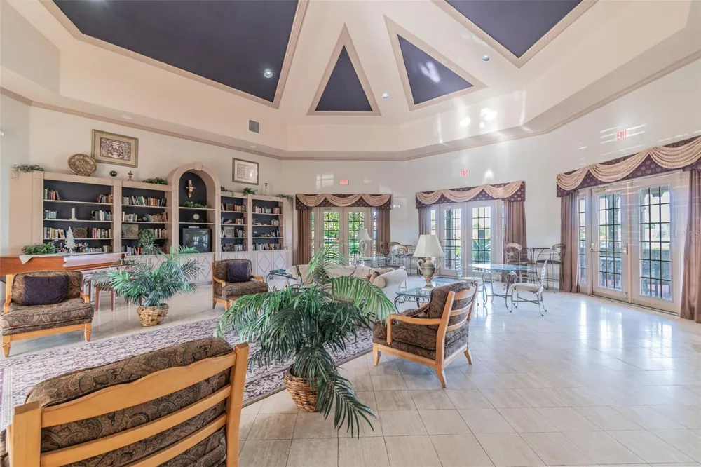 9064 LAKE CHASE ISLAND WAY Tampa, FL 33626