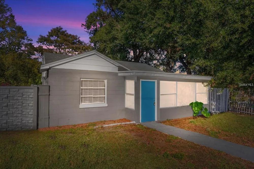907 COLUMBIA STREET Orlando, FL 32805