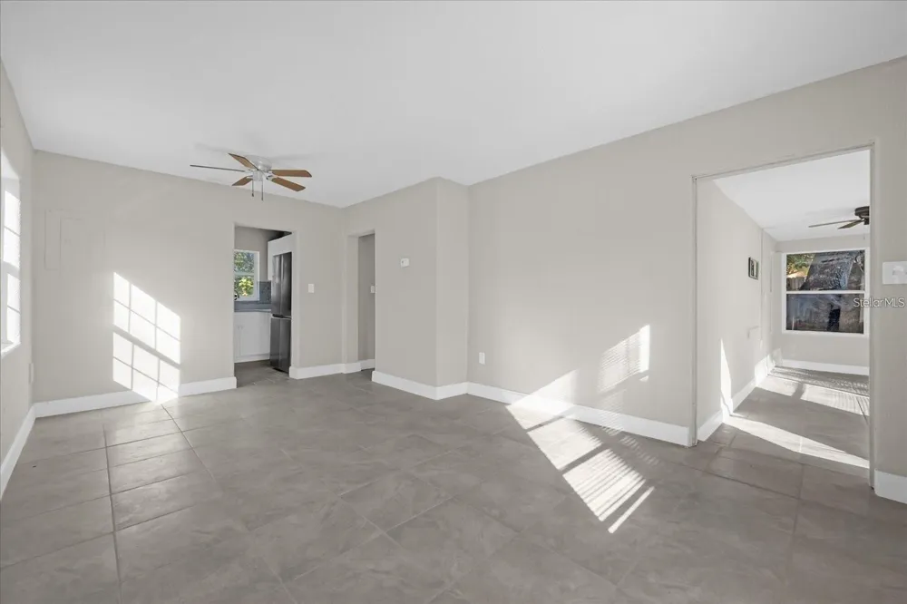 907 COLUMBIA STREET Orlando, FL 32805