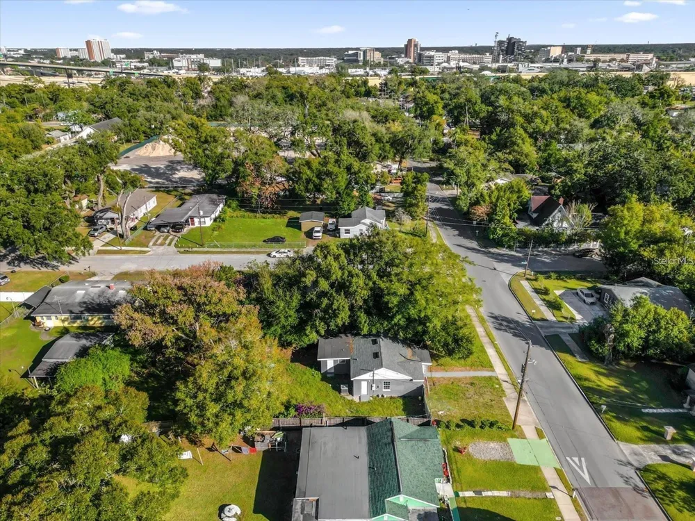 907 COLUMBIA STREET Orlando, FL 32805