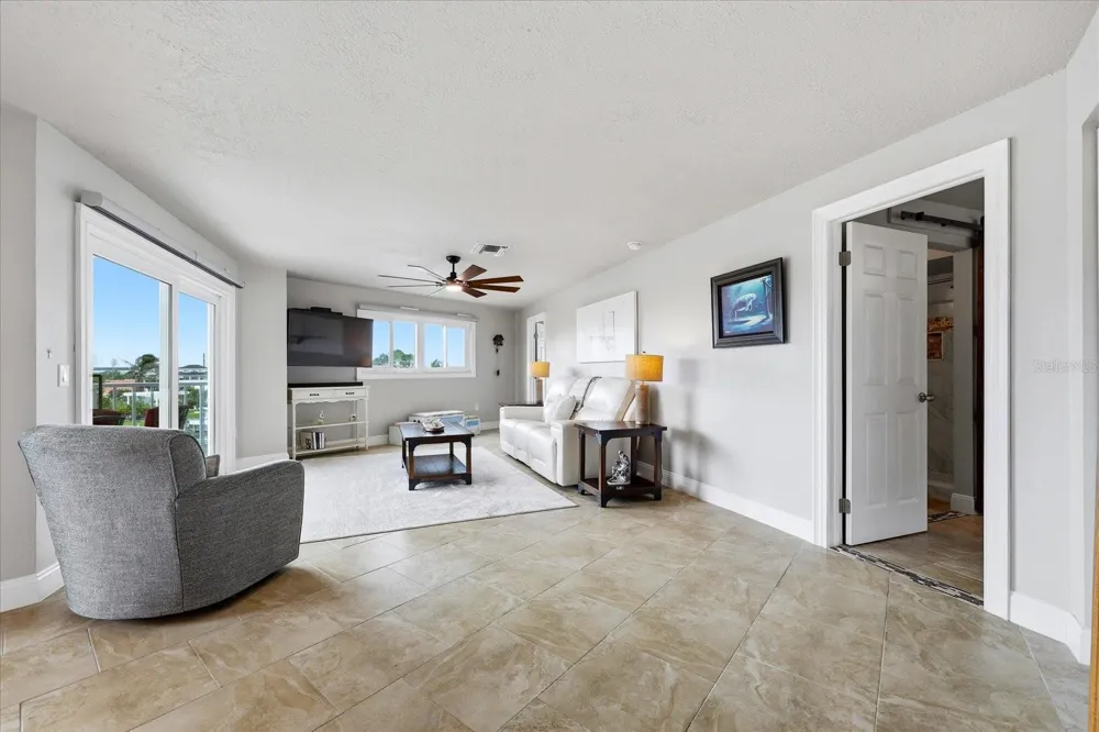 610 ISLAND WAY #201 Clearwater Beach, FL 33767