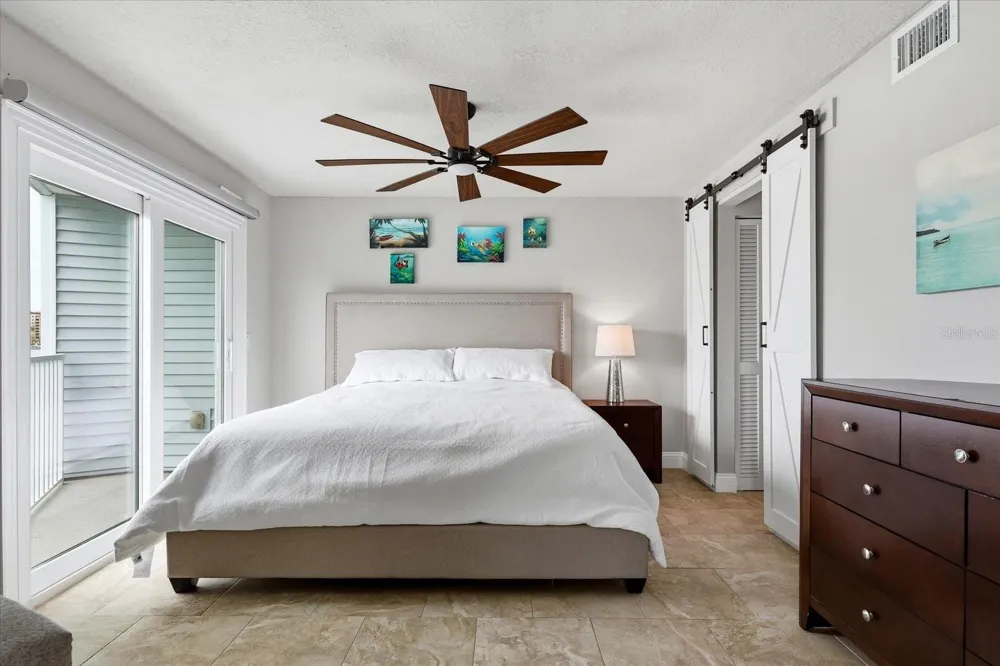 610 ISLAND WAY #201 Clearwater Beach, FL 33767