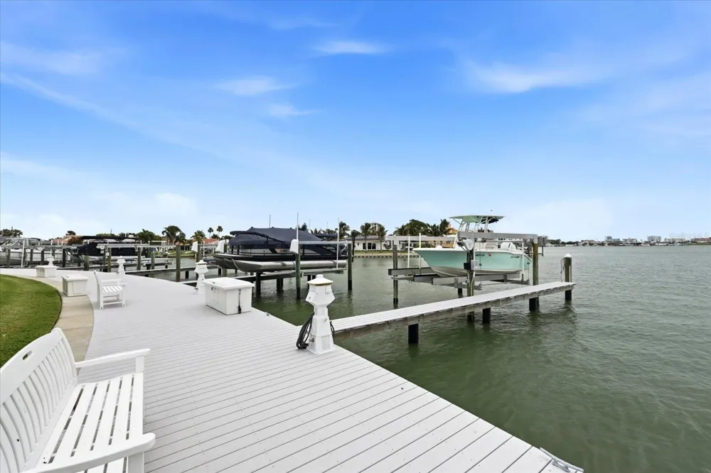 610 ISLAND WAY #201 Clearwater Beach, FL 33767
