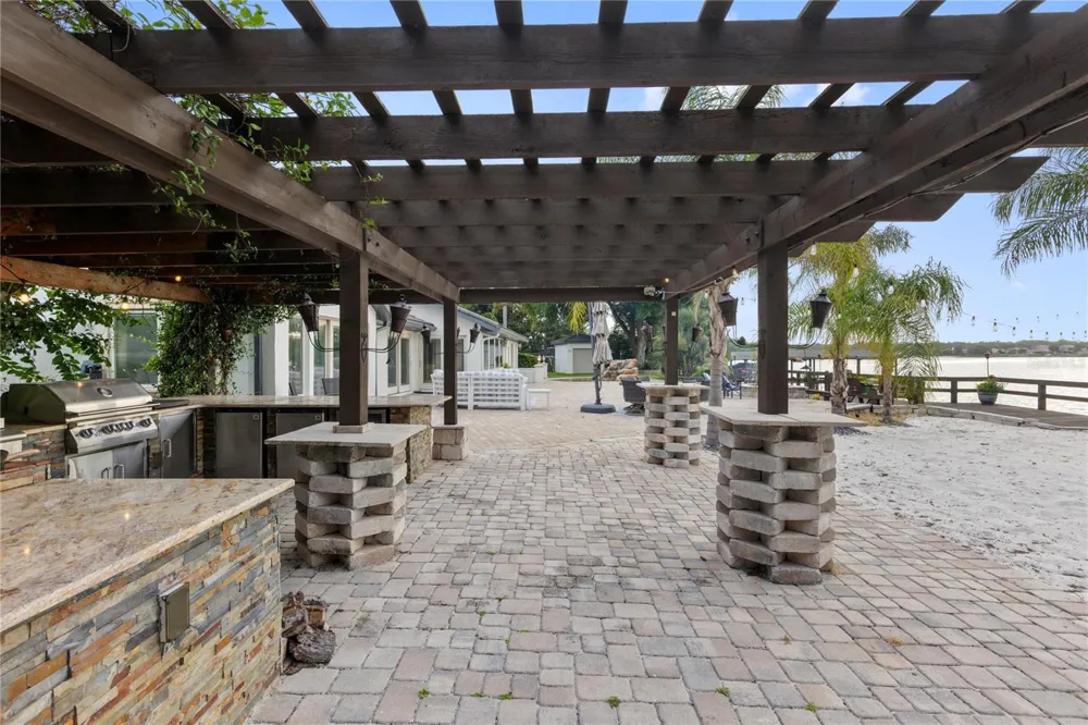 2201 COVE COURT Longwood, FL 32779
