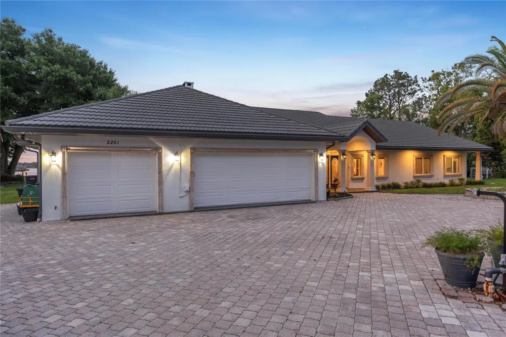 2201 COVE COURT Longwood, FL 32779
