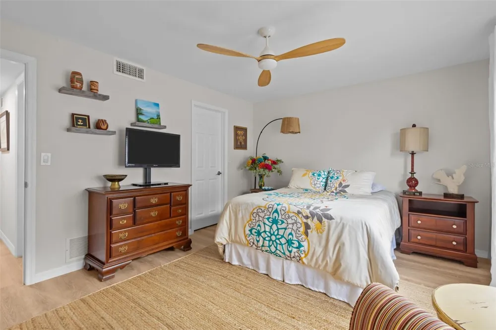 3021 COUNTRYSIDE BOULEVARD #21A Clearwater, FL 33761