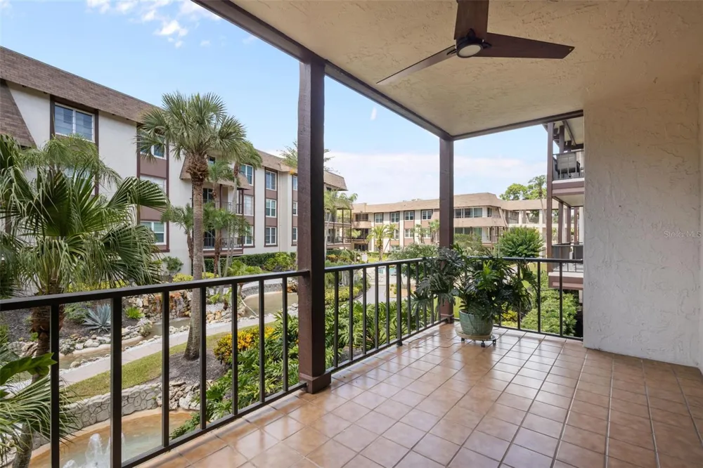 3021 COUNTRYSIDE BOULEVARD #21A Clearwater, FL 33761