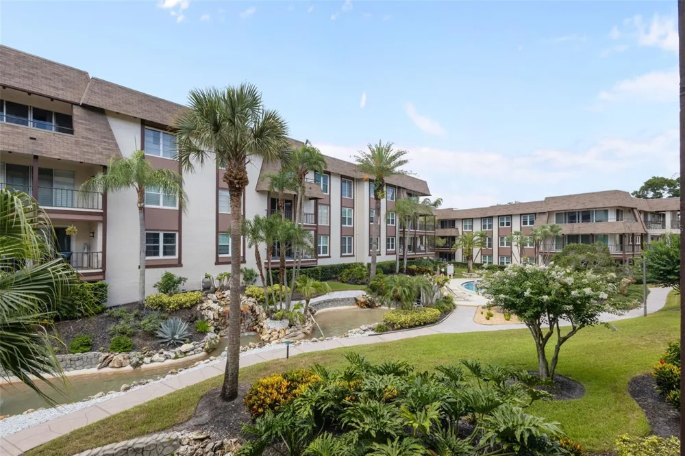 3021 COUNTRYSIDE BOULEVARD #21A Clearwater, FL 33761