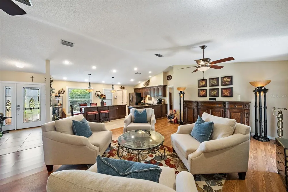 4352 KINGSTON LOOP Sarasota, FL 34238