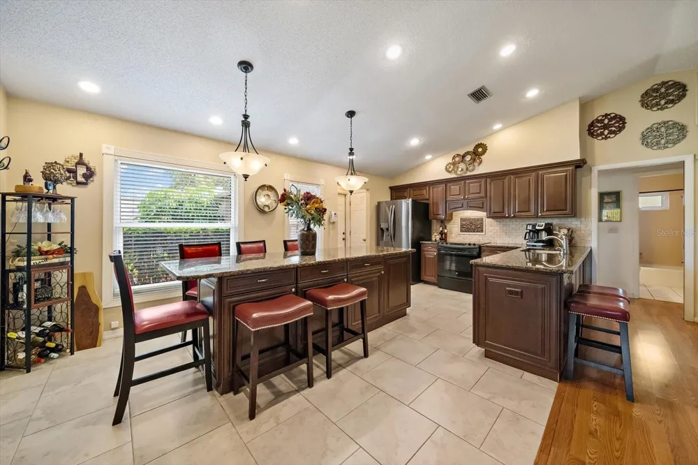 4352 KINGSTON LOOP Sarasota, FL 34238