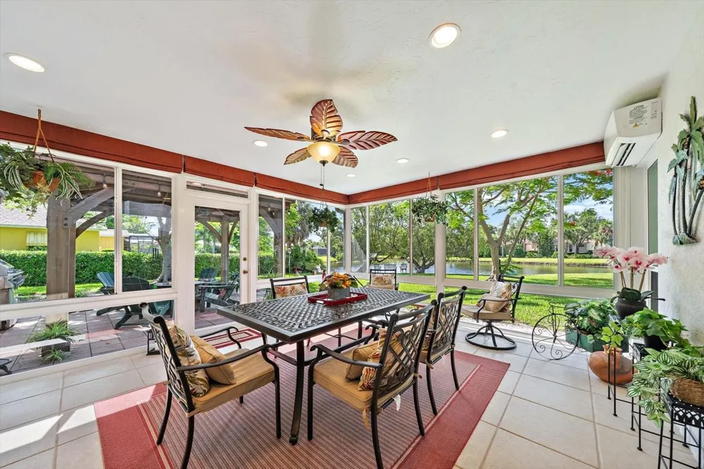 4352 KINGSTON LOOP Sarasota, FL 34238