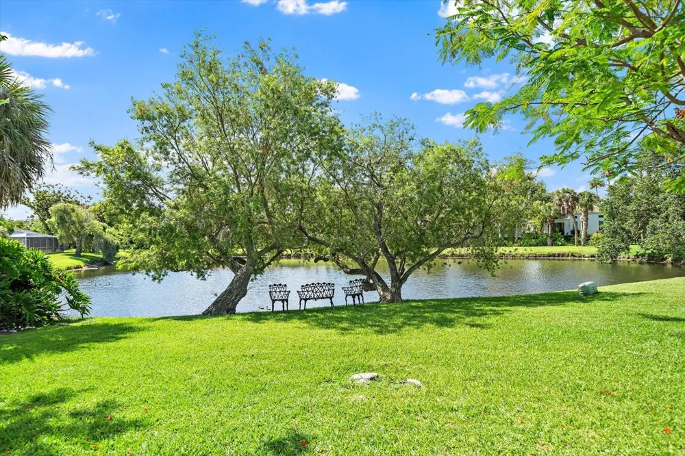 4352 KINGSTON LOOP Sarasota, FL 34238