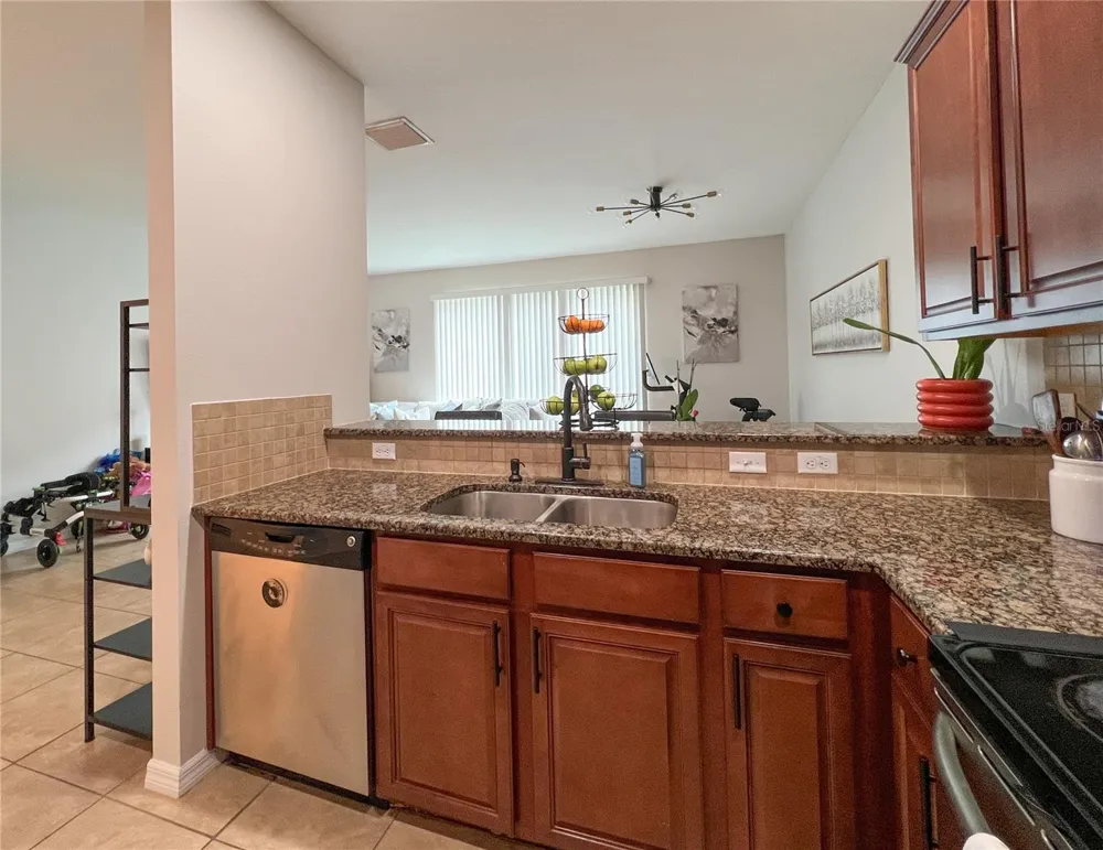 772 SPRING FLOWERS TRAIL Brandon, FL 33511