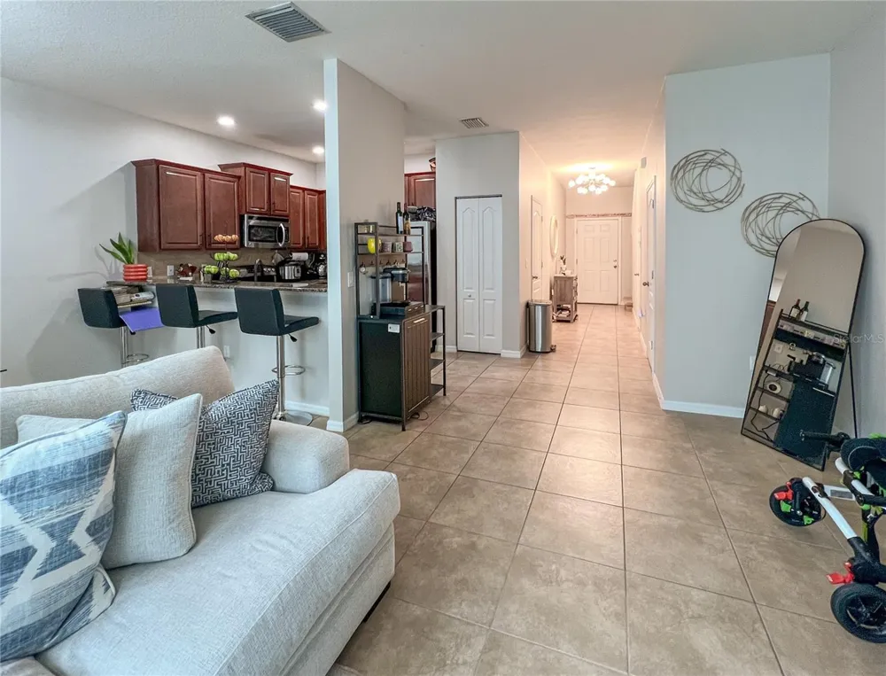 772 SPRING FLOWERS TRAIL Brandon, FL 33511