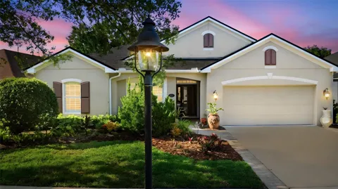 1609 VICTORIA GARDENS DRIVE