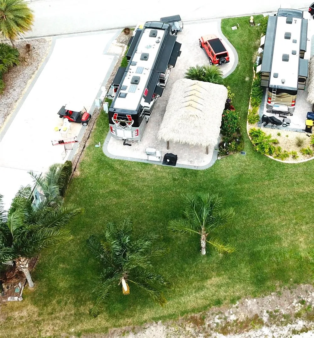 3254 RED TAIL HAWK DRIVE Polk City, FL 33868