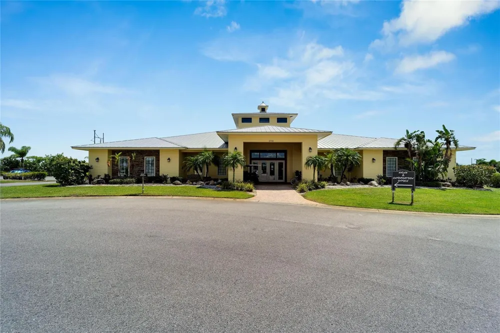 3254 RED TAIL HAWK DRIVE Polk City, FL 33868