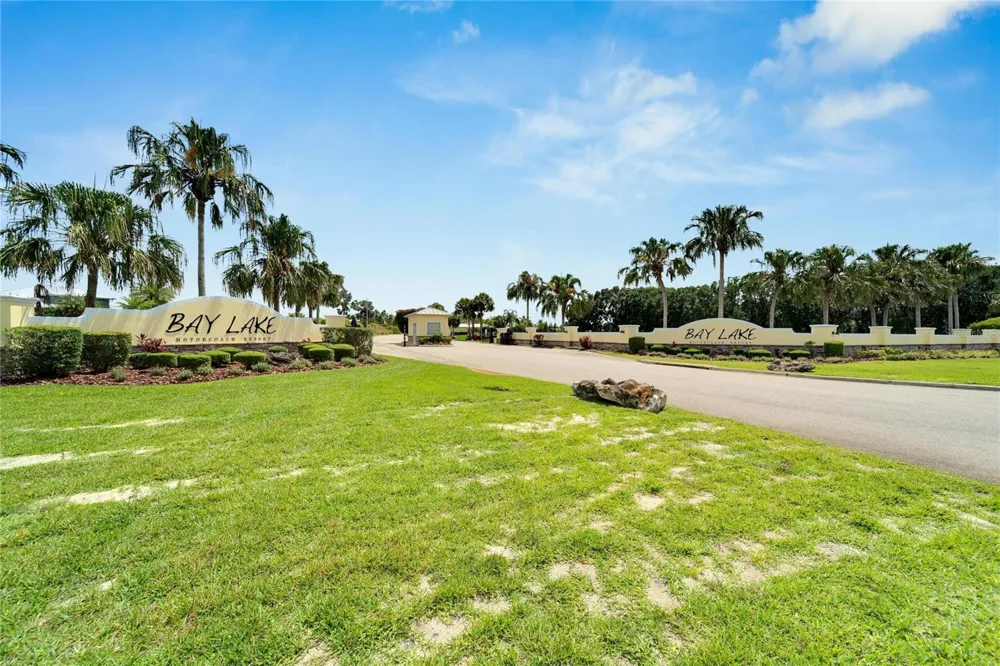 3254 RED TAIL HAWK DRIVE Polk City, FL 33868