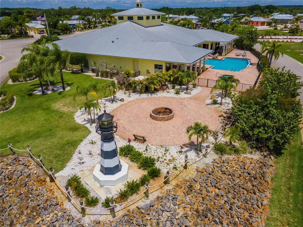 3254 RED TAIL HAWK DRIVE Polk City, FL 33868