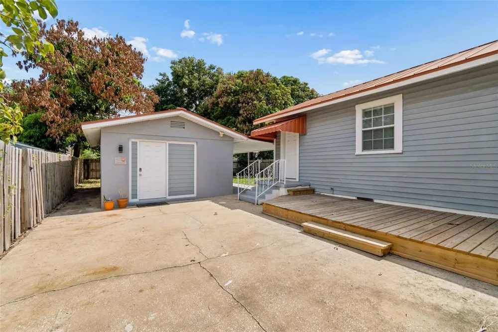 1406 E 23RD AVENUE Tampa, FL 33605