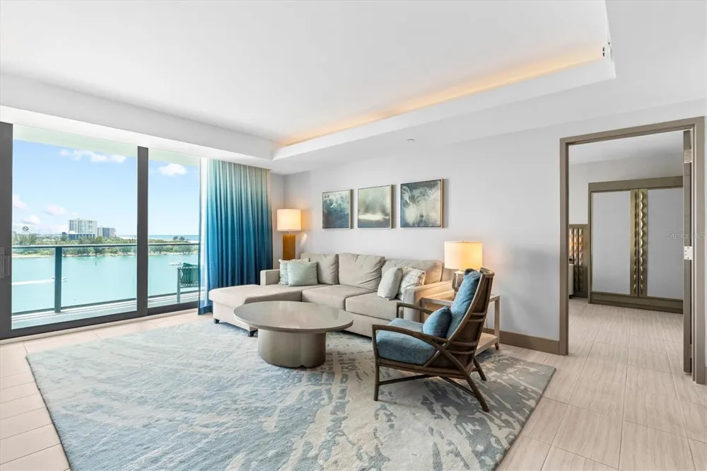 691 S GULFVIEW BOULEVARD #815 Clearwater Beach, FL 33767