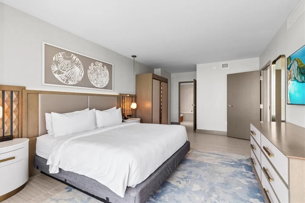 691 S GULFVIEW BOULEVARD #815 Clearwater Beach, FL 33767